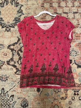 Style & Co. Pink Short Sleeve V-Neck Top with Beaded Border